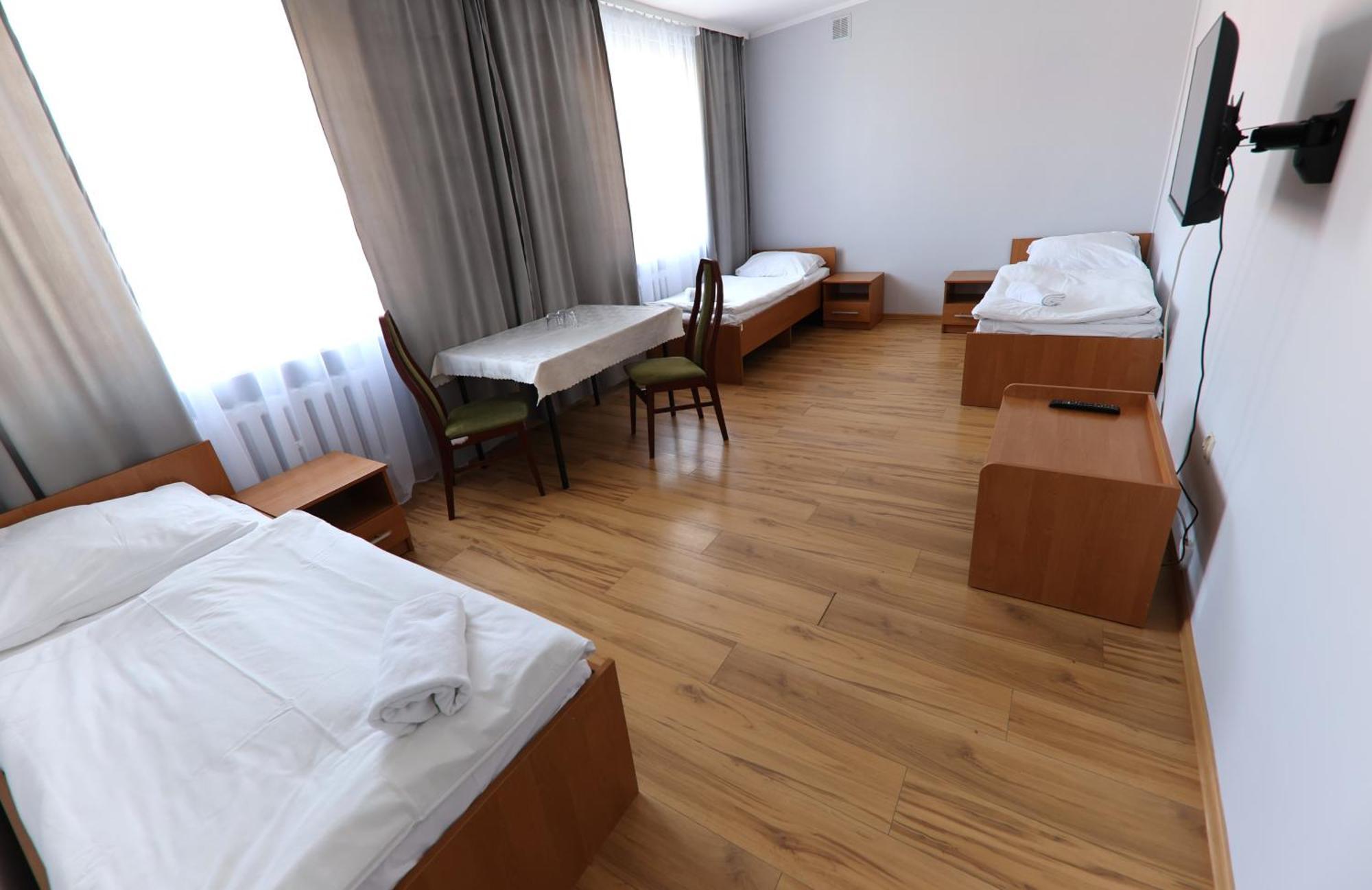 Agro Obiekt Hotelowy Wroclaw Exterior photo